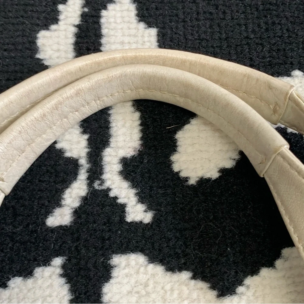 COACH Cricket Putty & White Leather 13601 Shoulder Bag - Picture 7 of 16